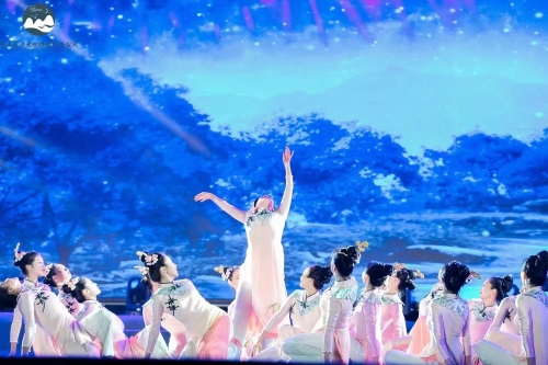 嵩明縣民營企業(yè)名片集(32)|昆明藍月文化傳媒 匠心策劃文化藝術(shù)交流新篇章